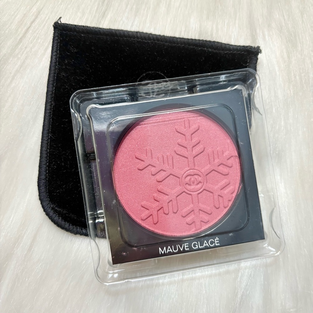CHANEL Les Beiges Winter Glow Blush in Mauve Glace Limited Edition NEW *Sealed*